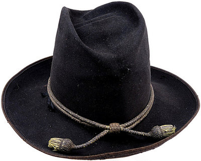 hardee hat1.jpg
